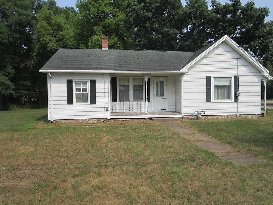 803 Bartlett St, Waupaca, WI 54981 MLS 50278611 Zillow