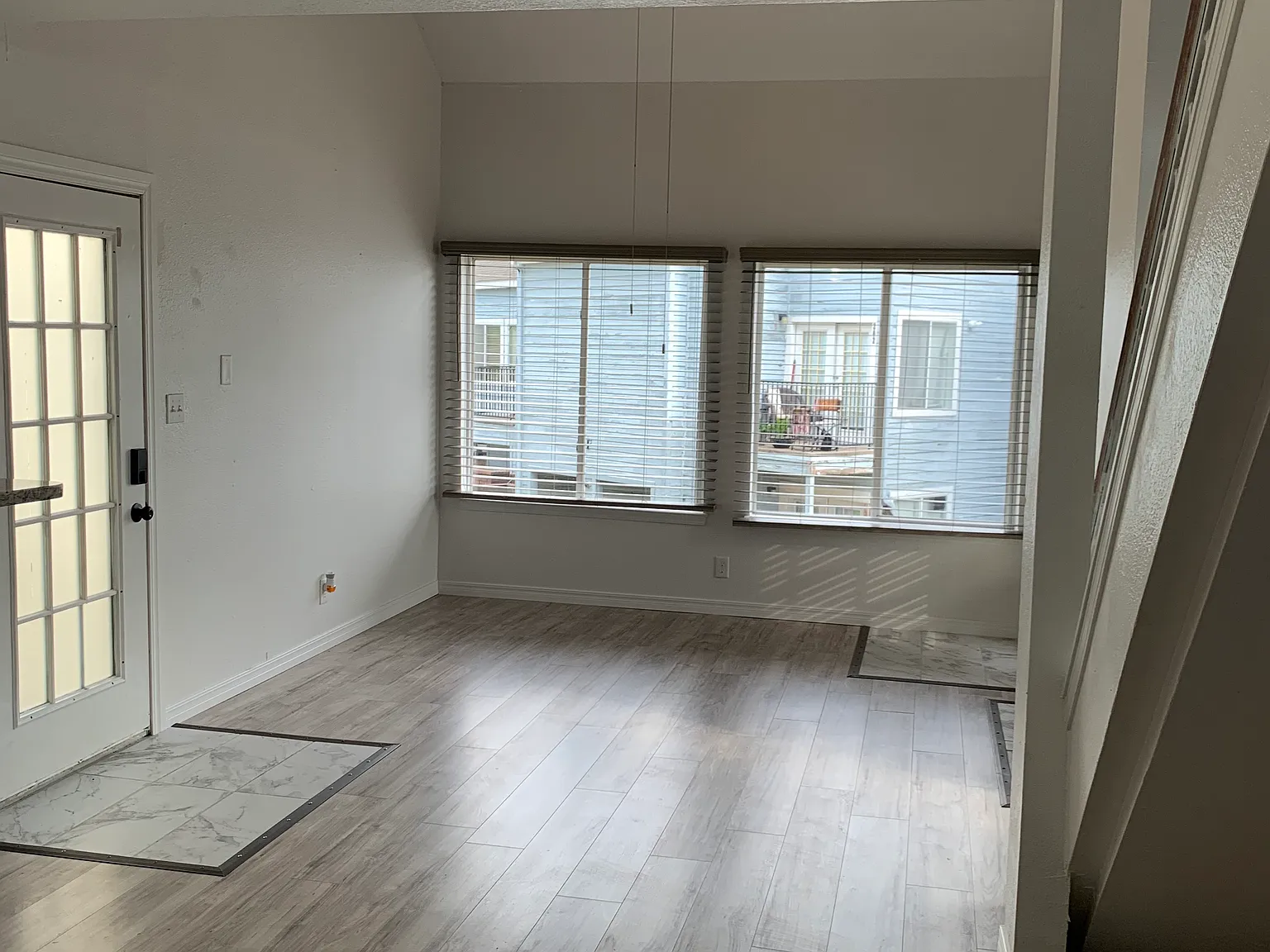 1804 E 66th Pl — Photo 4