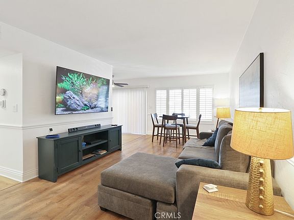 3rd image of 1440 W Lambert Rd