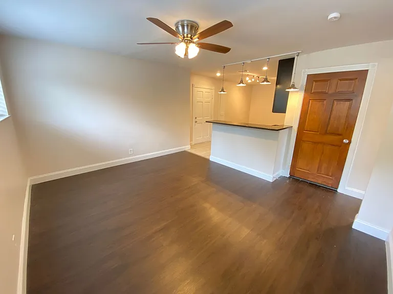 E 15th Ave 325 TPP — Photo 36