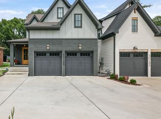 4018 Woodmont Blvd, Nashville, TN 37205