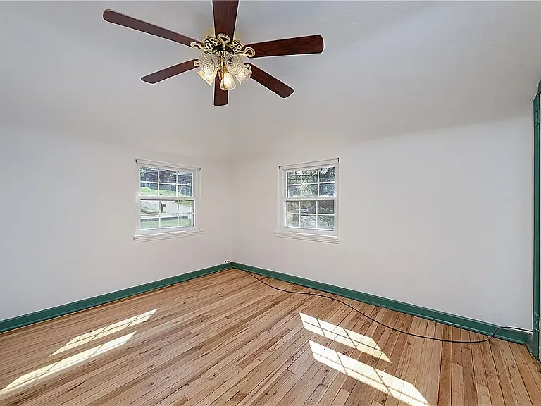 129 Buehner Dr — Photo 10