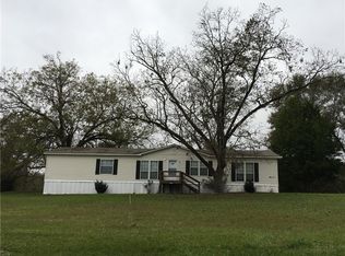 201 Roxanna Way, Notasulga, AL 36866