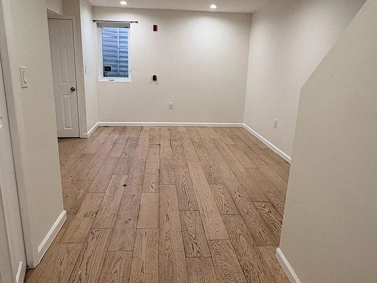 1407 N Bouvier St #1 — Photo 11
