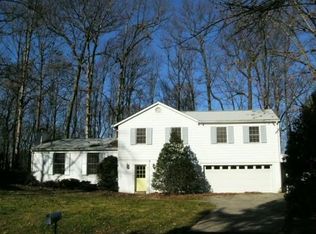 11212 Whisperwood Ln, Rockville, MD 20852