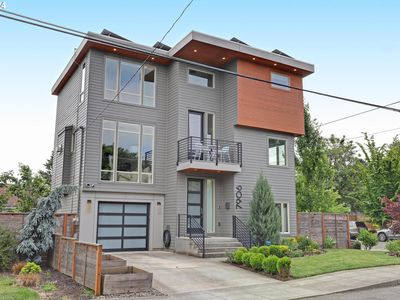 7906 N Burrage Ave, Portland, OR, 97217