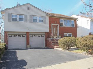 226 Oakland Ter, Hillside, NJ 07205