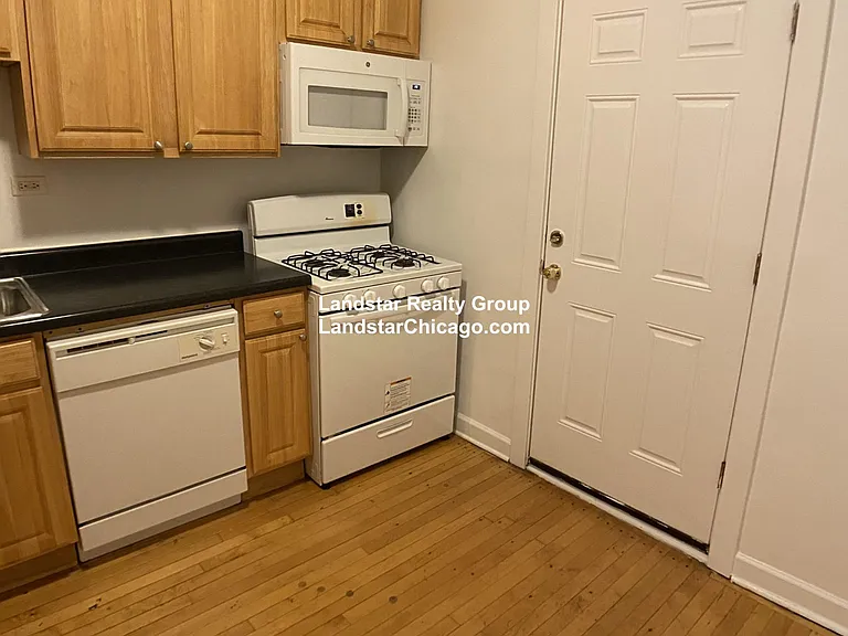 2453 N Spaulding Ave #3 — Photo 23