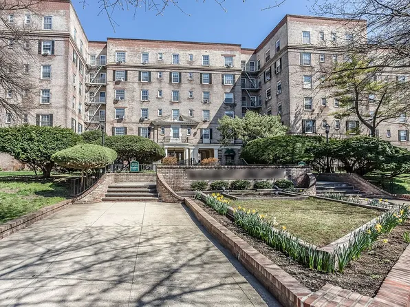 55-23 31st Ave #J-4, Woodside, NY 11377