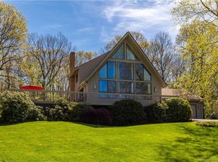 490 Bartholomew Rd, Middletown, CT 06457