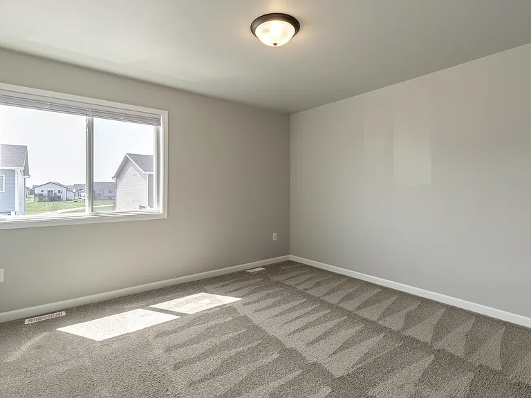 806 United Dr #1 — Photo 9