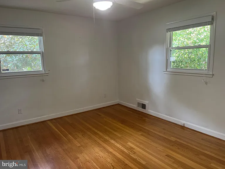 1108 Archer Ct — Photo 10