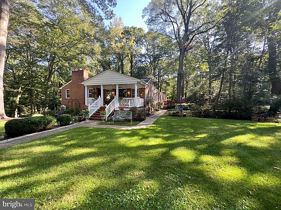 5th image of 7382 Woodhaven Dr