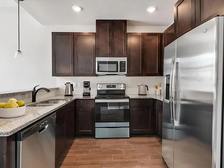 446 Weatherby Dr #B — Photo 6