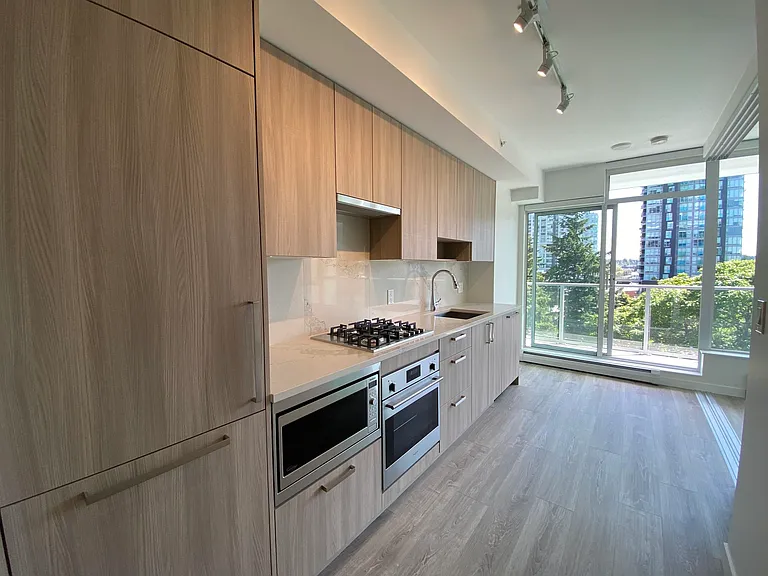 13350 Central Ave #506 — Photo 7