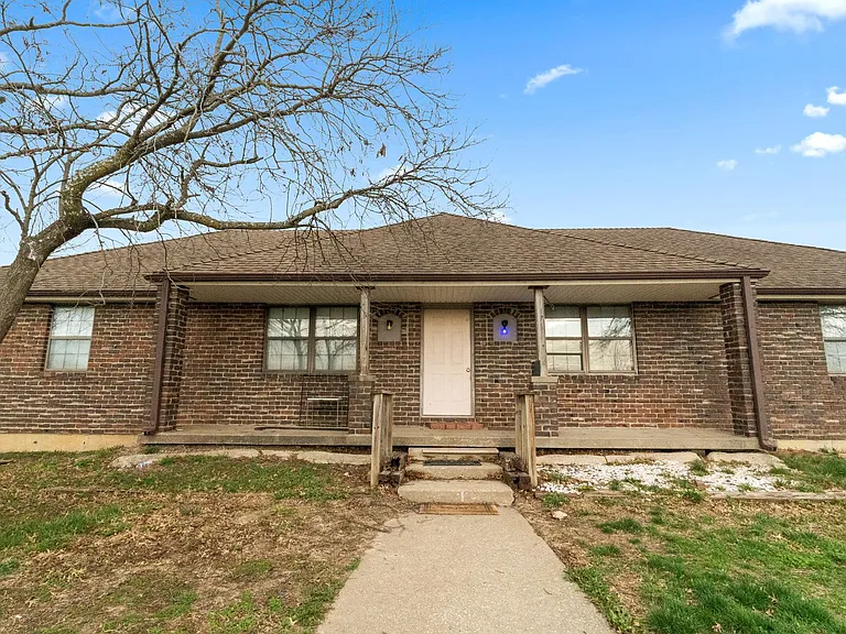 11733 Wood Oak Ave — Photo 7