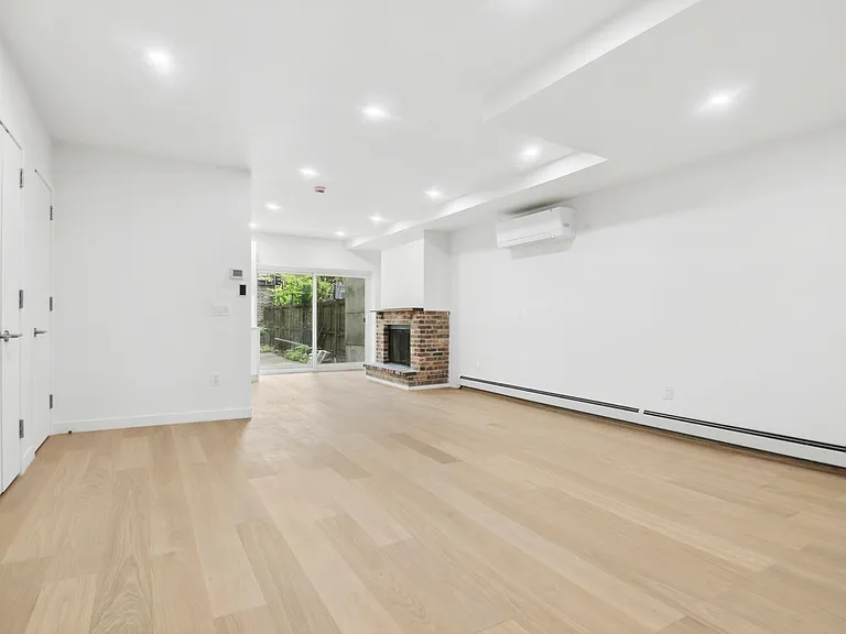 119 Wyckoff St #1 — Photo 2