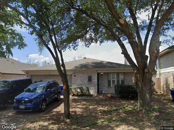 525 Mockingbird Dr, Mansfield, TX 76063