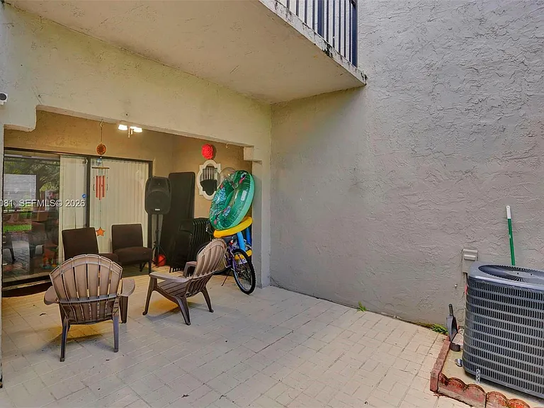 10540 SW 154th Ct #7 — Photo 39