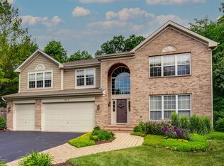 4562 W Gavin Ln, Libertyville, IL