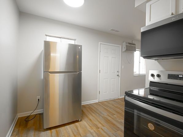 733-743 E Wilbeth Rd #737