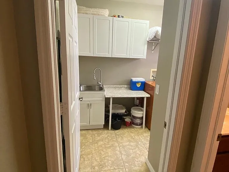 9923 Springlake Cir — Photo 10