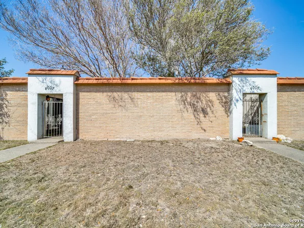 4007 Burning Tree Dr, San Antonio, TX 78240