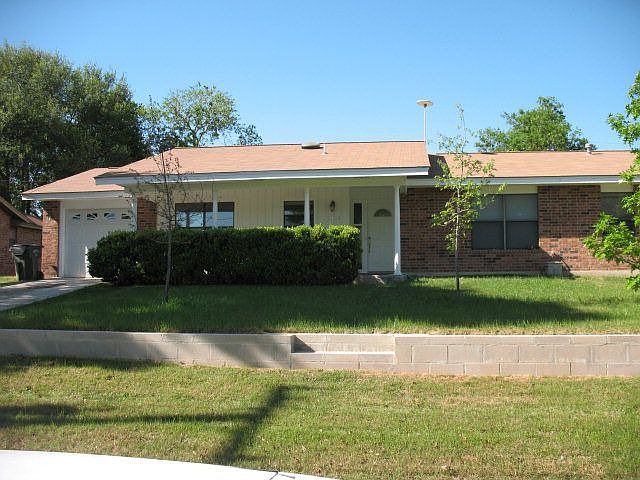 Apr 5 2011