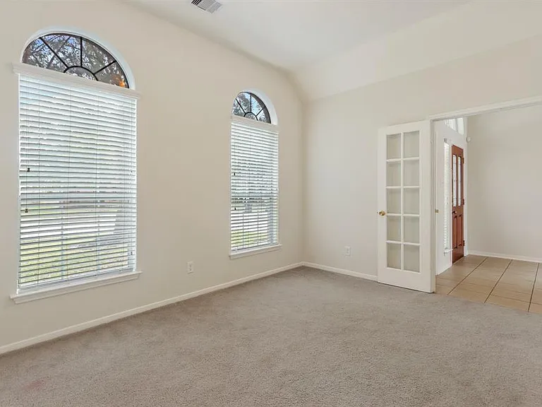 15119 Live Oak Bend Way — Photo 5