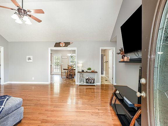 5th image of 2916 Riley Creek Rd