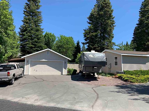 3rd image of 3563 Evergreen Cir