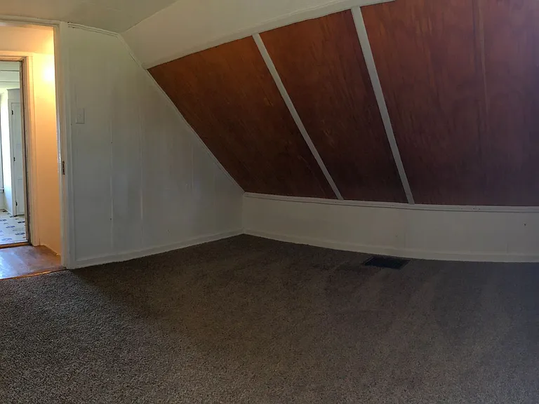 209 Main St — Photo 16