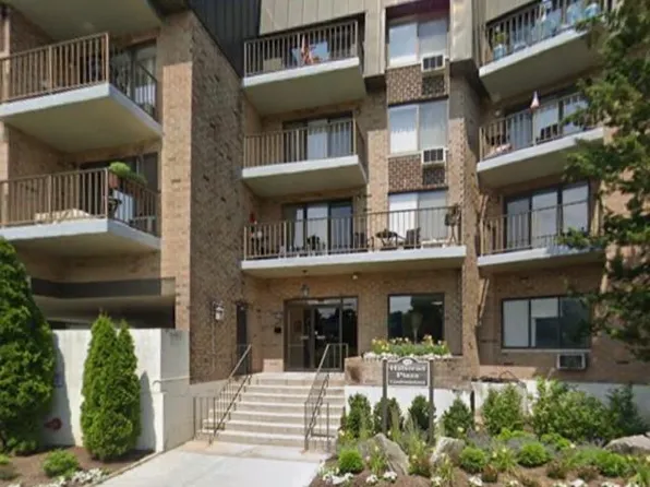 560 Halstead Avenue #3H, Harrison, NY 10528