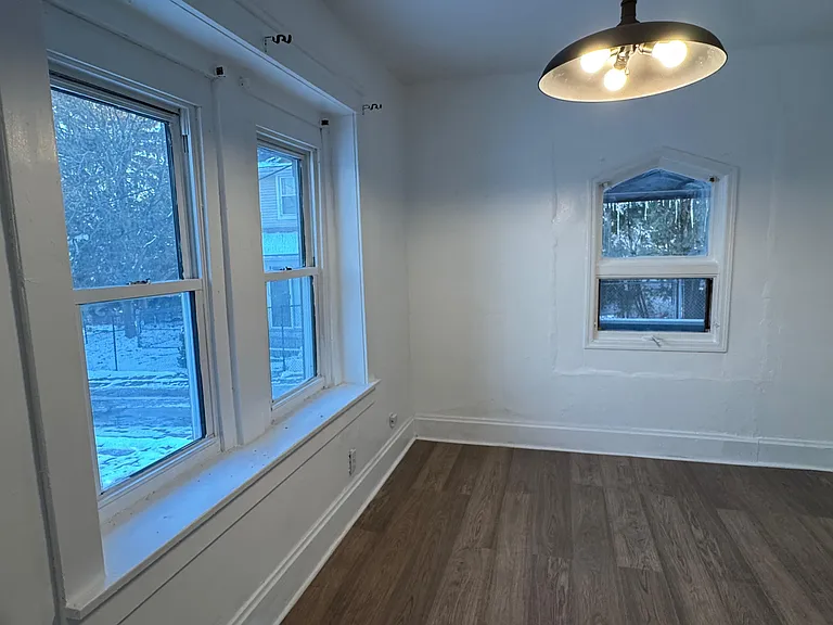 117 Kent Ct — Photo 8