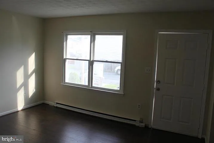 414 Cornwallis Ct — Photo 6