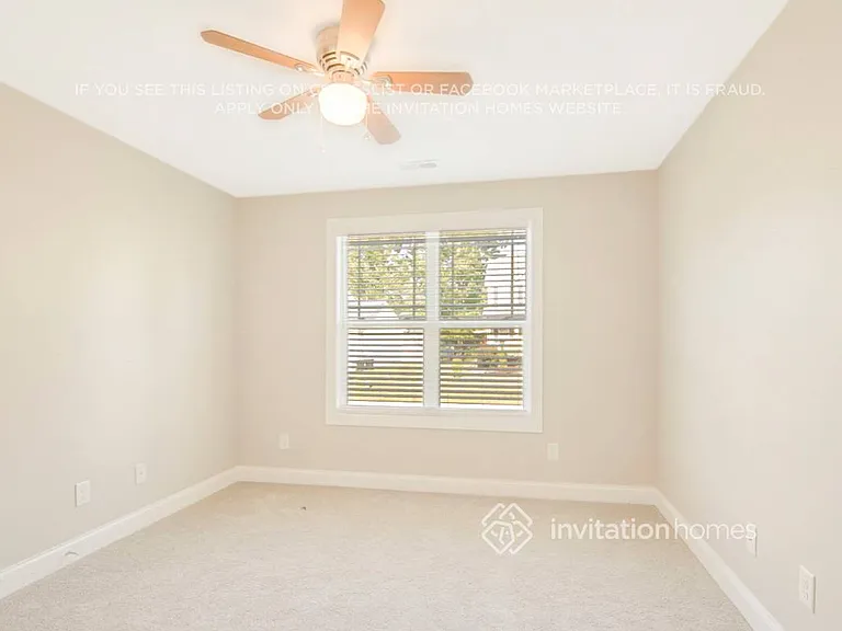 77 Carson Dr — Photo 8