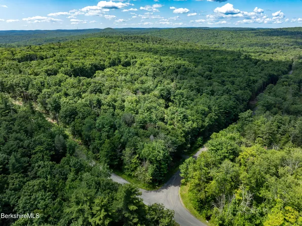 211 New Hartford Rd, Sandisfield, MA 01255