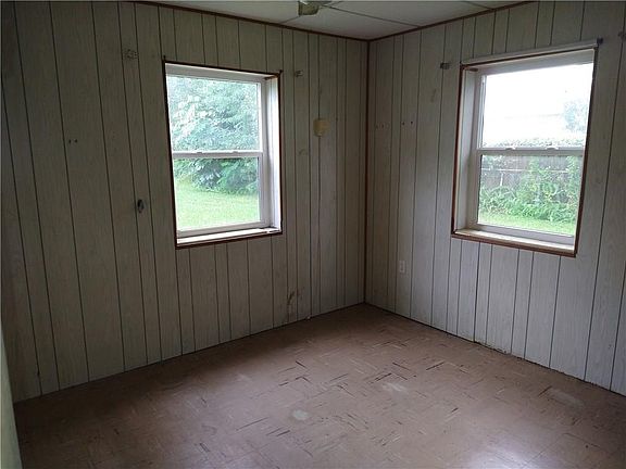 5th image of 1826 31st Ave