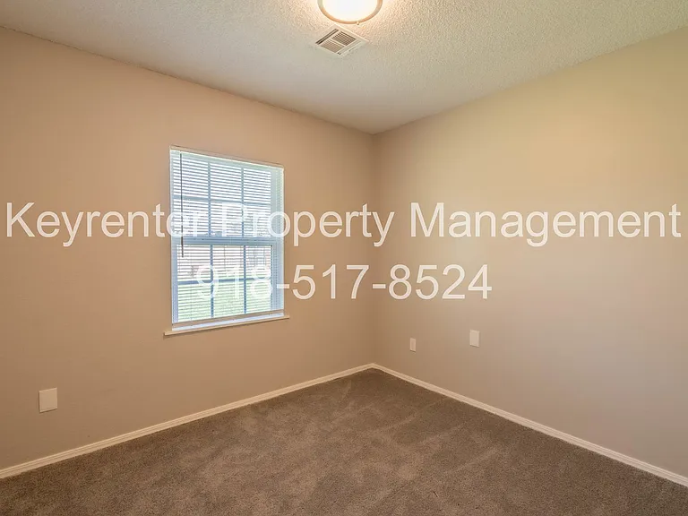 1707 S Nogales Ave — Photo 8