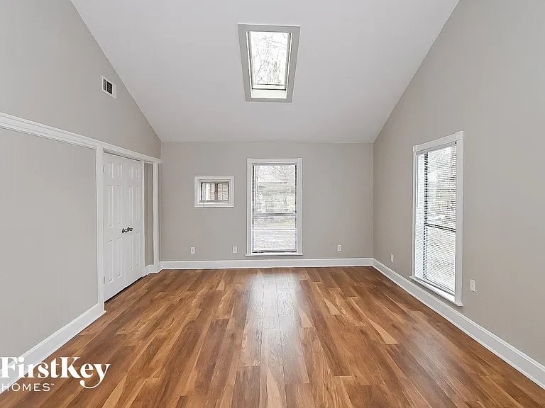 5442 Blackwell Rd — Photo 8