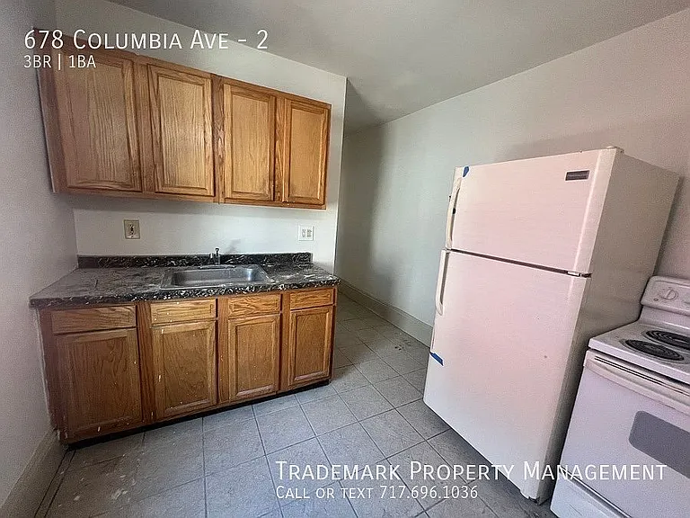 678 Columbia Ave #2 — Photo 11