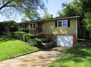 232 Westerfield Rd, Davenport, IA 52806