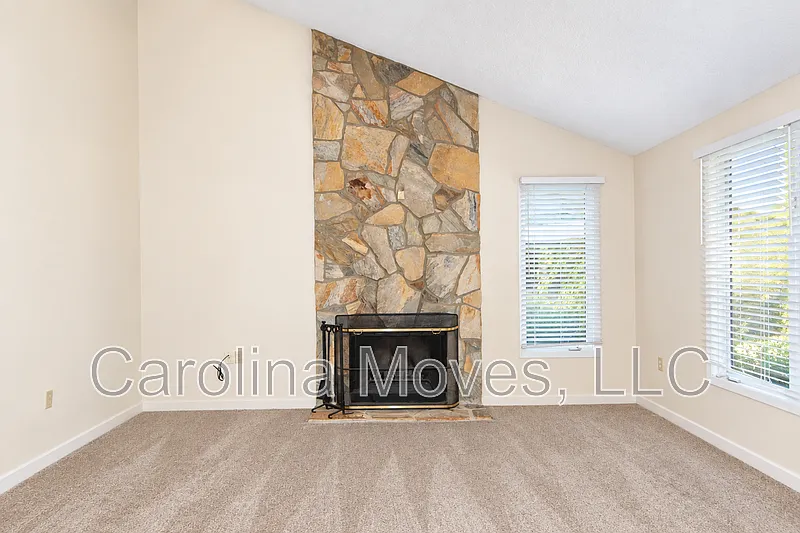 2 bed, 2.0 bath, 1100 sqft, $1,450 — Photo 3