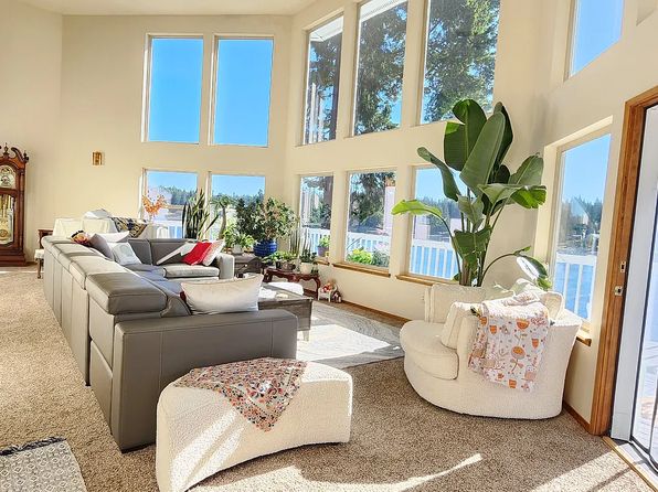 91 SE Skookum View Dr