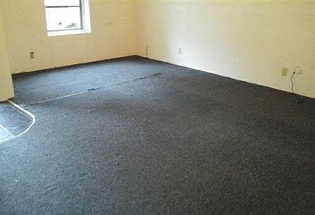 2nd image of 5567 Julia Dr