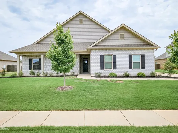 208 Maureen Dr, Madison, AL 35756
