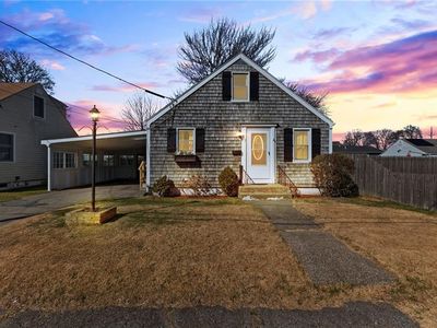 15 Corrente Ave, Pawtucket, RI, 02861