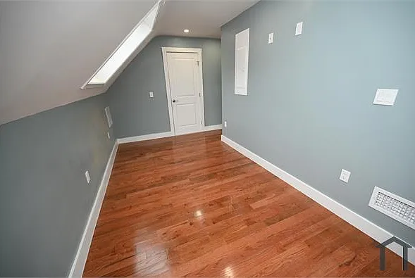 16 Greenwich St #2 — Photo 7