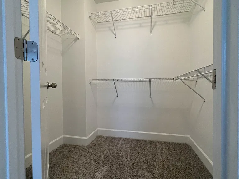 5541 Prada Dr — Photo 17