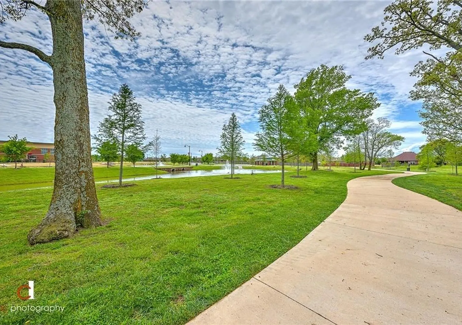 Must See Home! — Photo 4